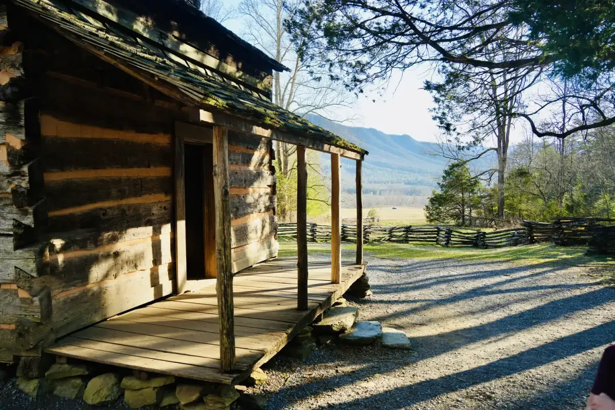 5 Abandoned Places In The Smoky Mountains That Still Exist 2 John Oliver Cabin At Cades Cove