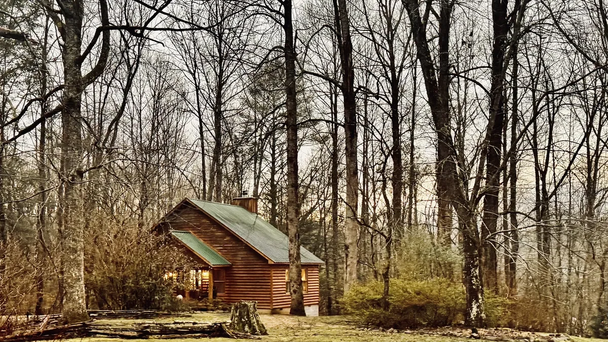 cabin at Dancing Bear Lodge in Townsend
