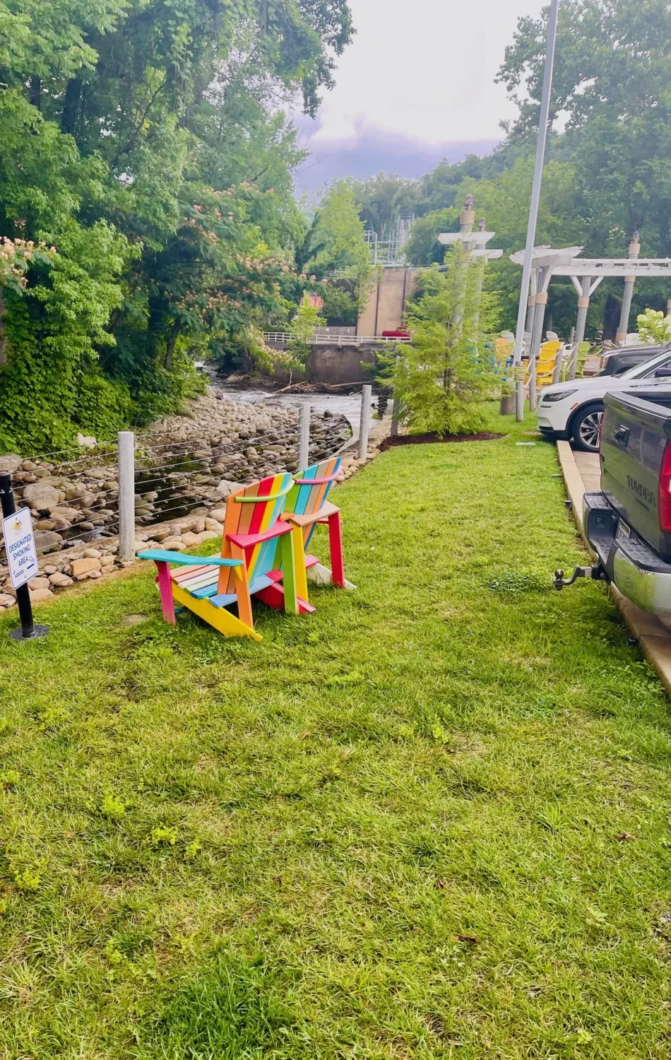 Margaritaville Resort Gatlinburg chairs by the river 