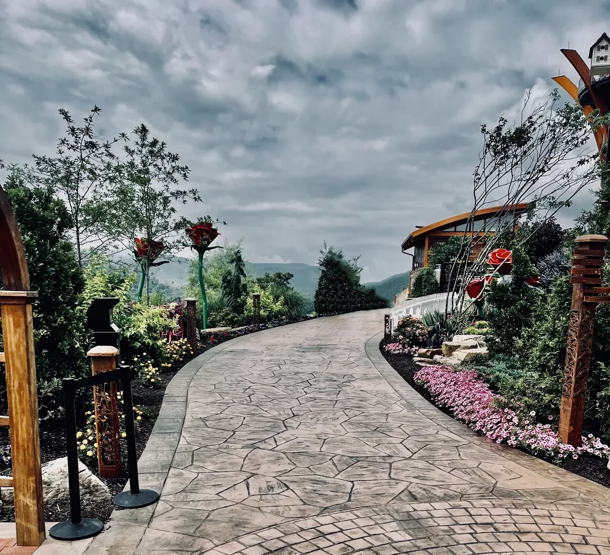 anakeesta pathway with landscaping 