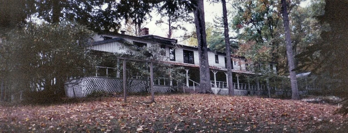 The Smoky Mountain Ghost Town That Helped Create a National Park