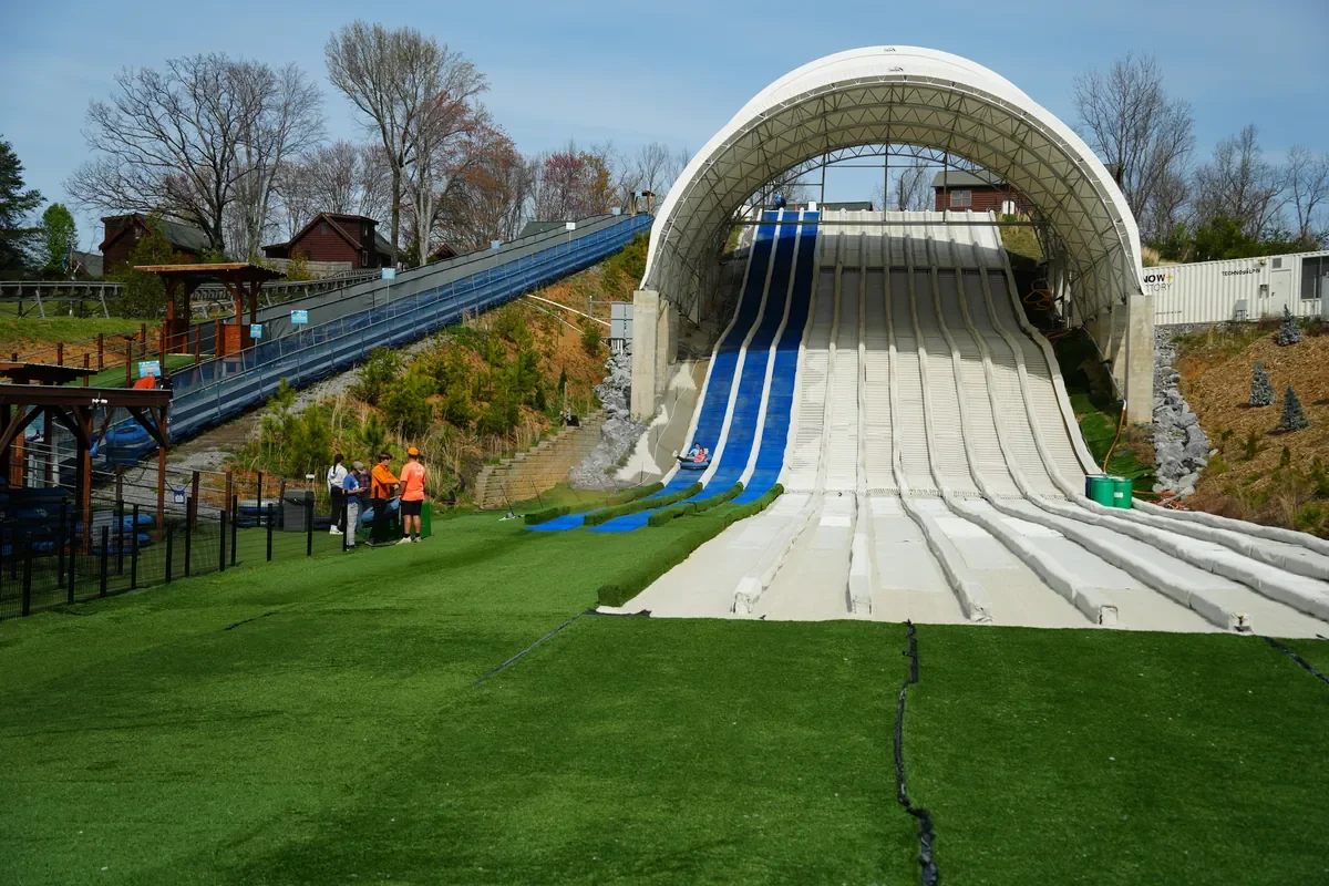 tubing hill at rowdy bear