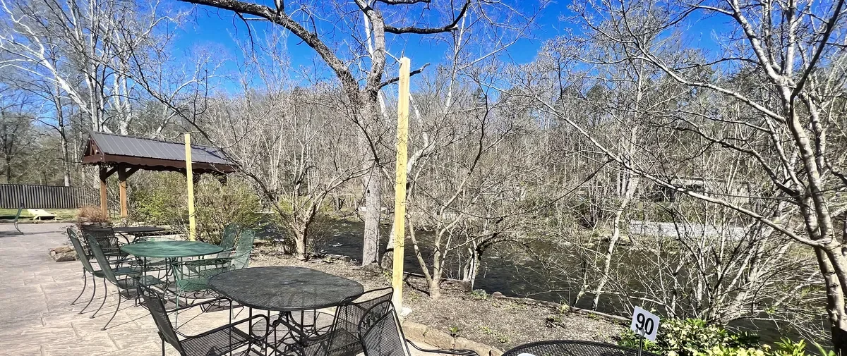 outdoor patio at townsend abbey