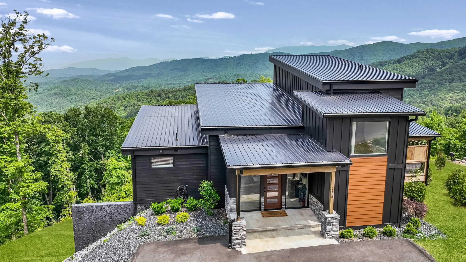 Montblue Modern Retreat